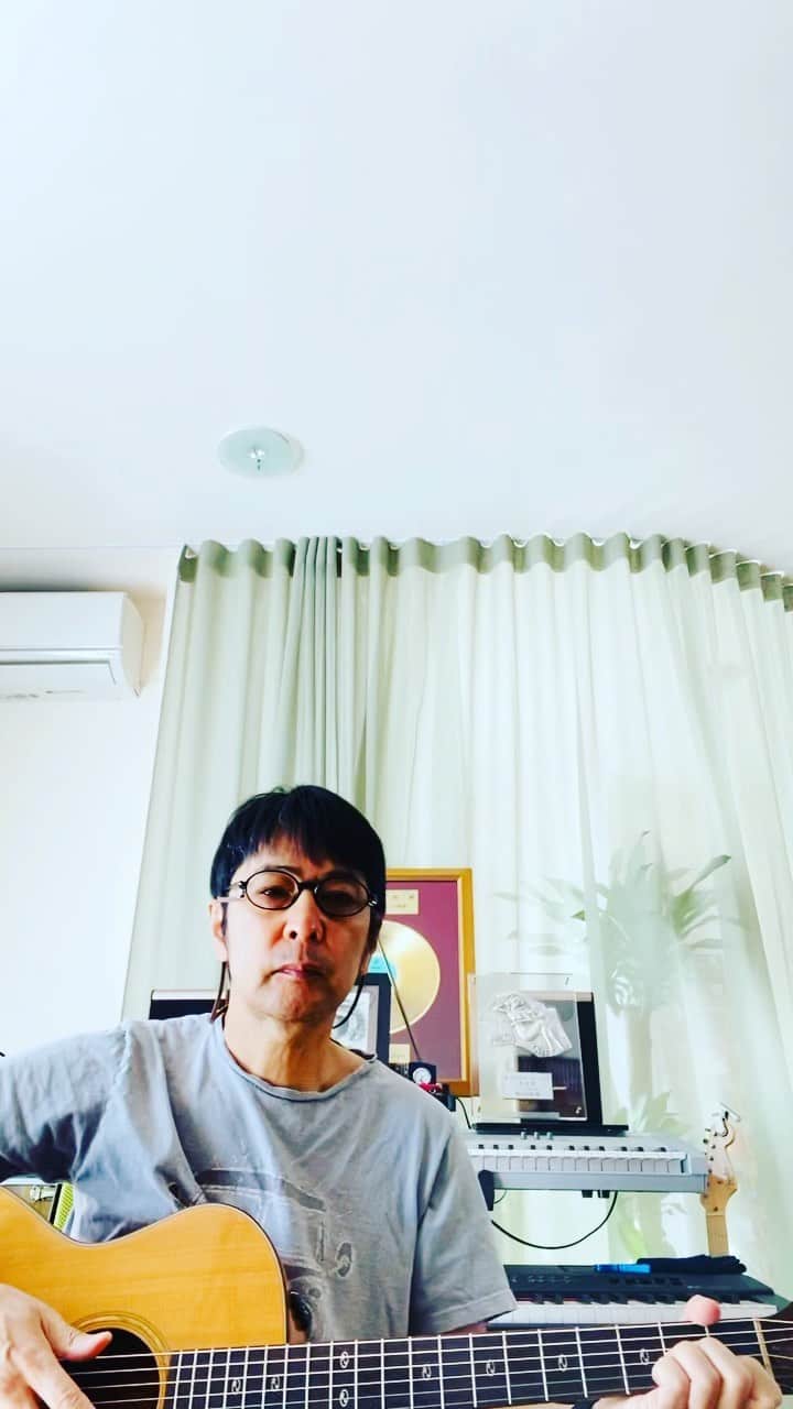 徳永英明のインスタグラム：「#ゆずり葉の夢 #loveperson  作詞　山田ひろし 作曲　徳永英明 編曲　坂本昌之  これでLOVEPERSONは 終わりました。  次回をお楽しみにしてください」