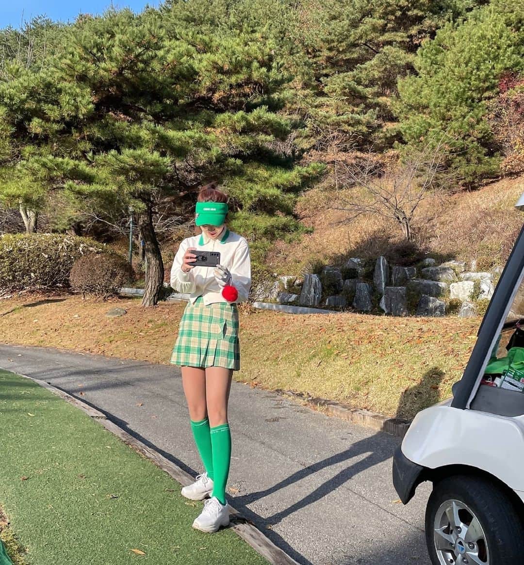 チョン・ユミンのインスタグラム：「🌿💕」