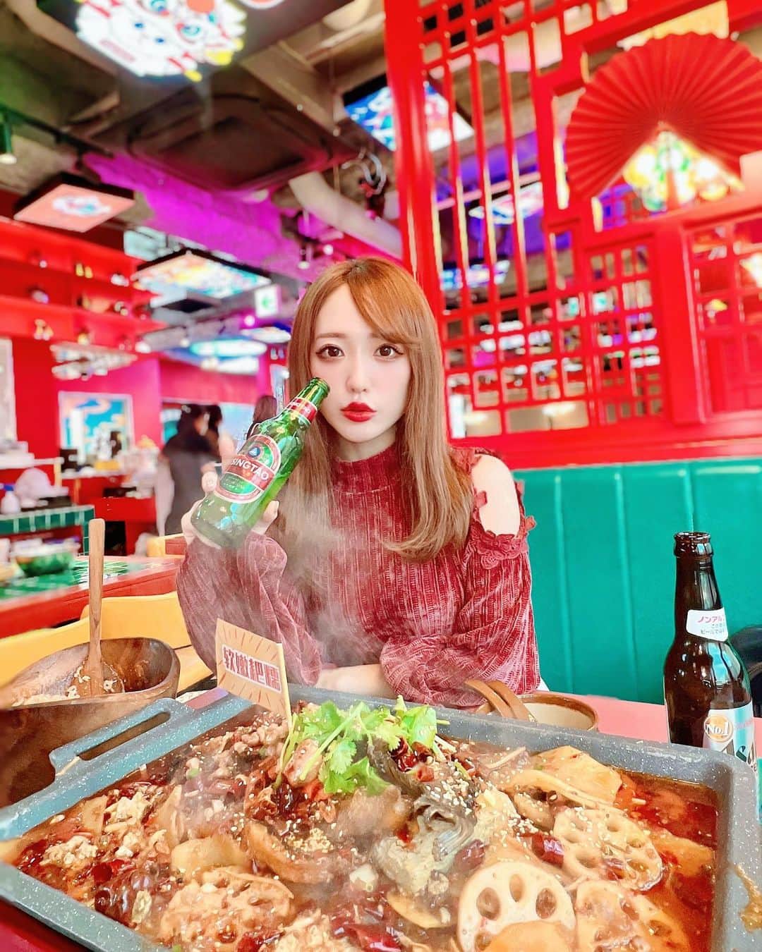 おりささんのインスタグラム写真 - (おりさInstagram)「🔥 ともこと激辛料理食べに行ってきたよ✨ 本格四川料理フルコース美味しかった🥺  上野にある【撒椒小酒館】は お店全体が映えスポットで 海外に来た気分になれた✈️ 料理もおいしくてオススメ💓  @sjxiaojiuguan ・ ・ ・ ・ #foodie#ueno#lunch#dinner#撒椒小酒館上野店 #激辛料理 #激辛グルメ #御徒町グルメ #上野ランチ #御徒町ランチ #上野タピオカ #タピオカ#ランチ#ディナー#上野ディナー#激辛#激辛好き #映えスポット#タビジョ#女子旅#台湾#中国」11月13日 17時23分 - orisa_0510