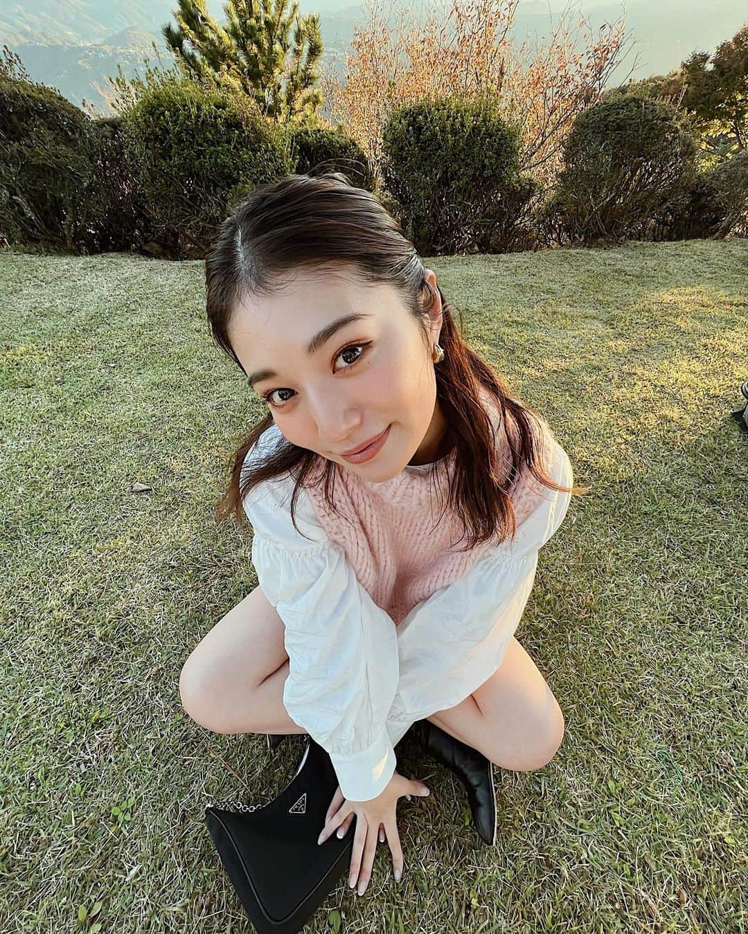 浪花ほのかのインスタグラム：「口角カメラ📸💗 今日はピンクの日です🐷💖」