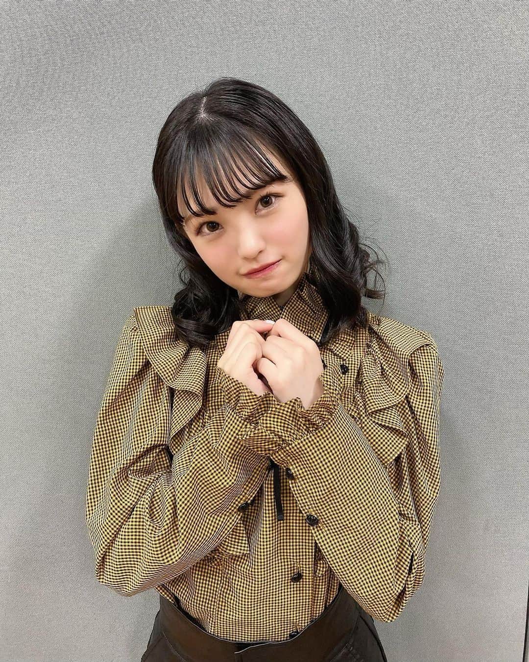 のインスタグラム：「さむい〜あたためて〜  #ootd」