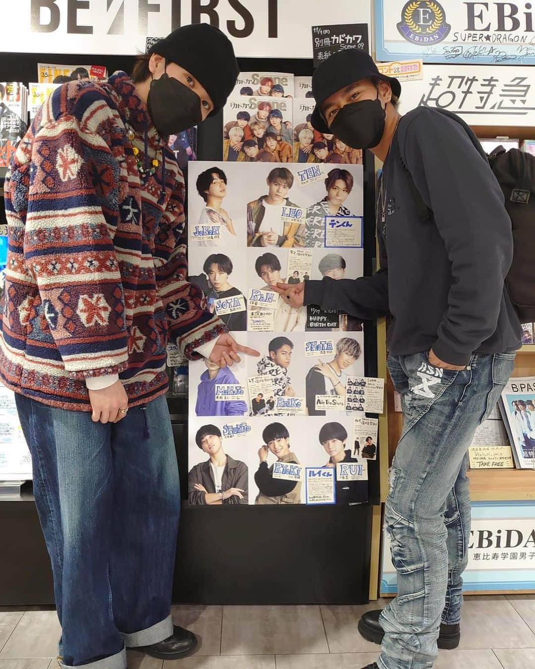 カドサワンレイコさんのインスタグラム写真 - (カドサワンレイコInstagram)「RAN (@ran823_bmsg ) とタワレコ渋谷へ遊びに行きました！  BMSG Family のパネルを作ってくださったので早速、僕とランのサインを書きました！😆  ぜひ見に行ってみてください！😊  #bmsgtrainee #REIKO #RAN #ランレイインスタ」11月13日 20時07分 - reiko__official