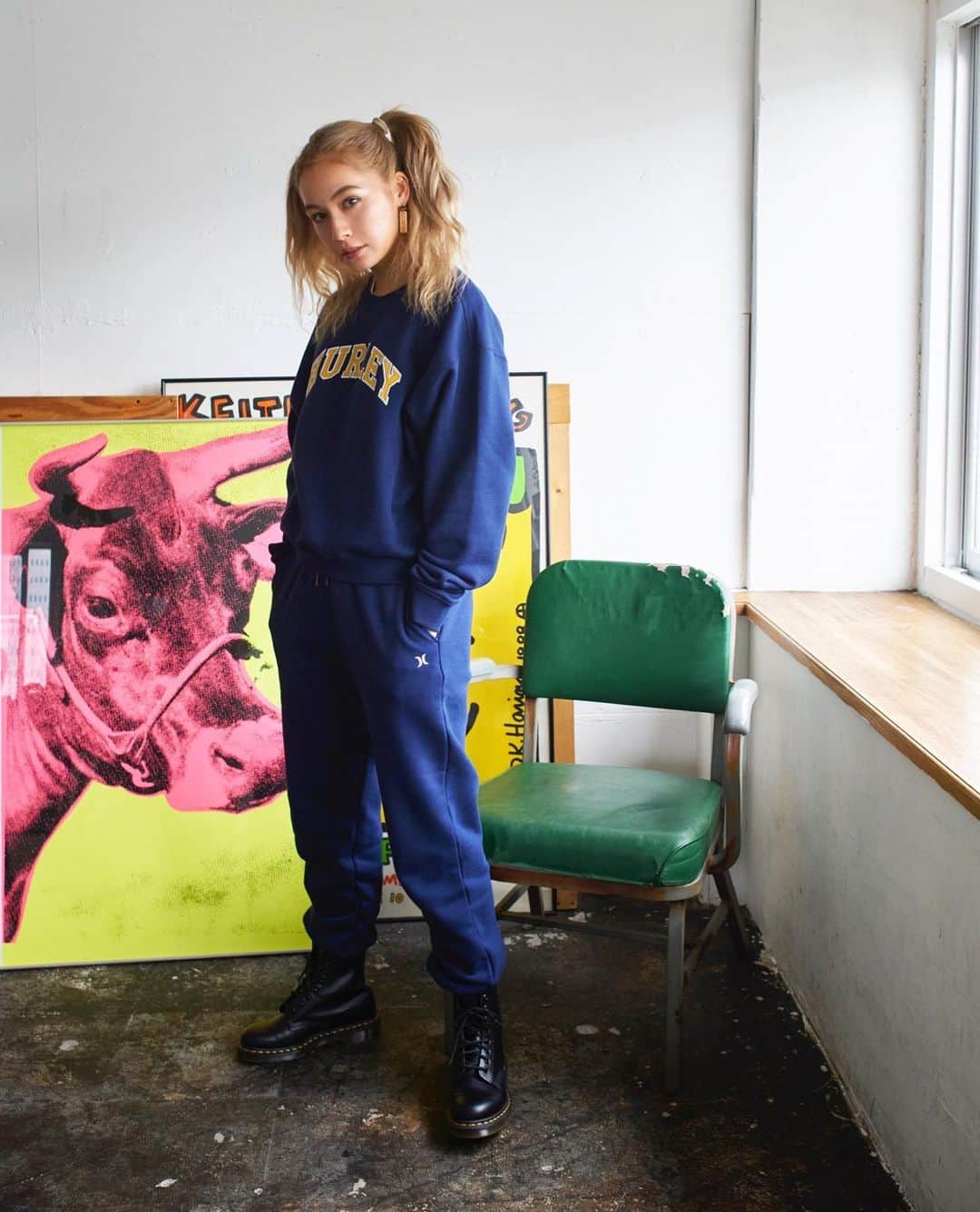 AMIのインスタグラム：「💙💚💙💚 #hurley」