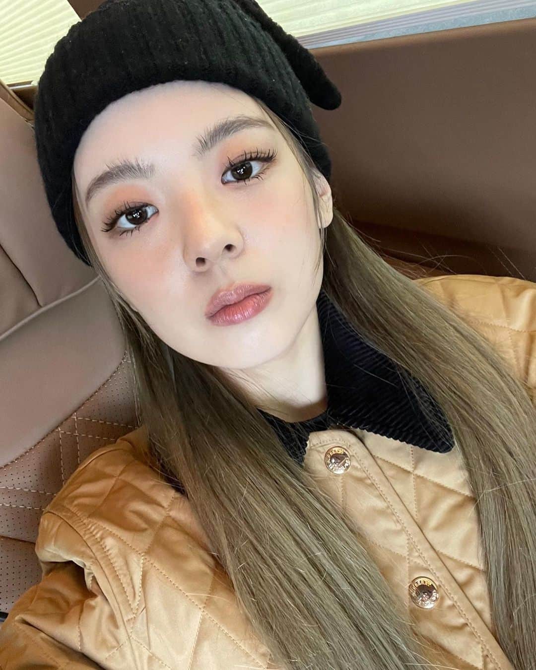 ITZYさんのインスタグラム写真 - (ITZYInstagram)「🖤🐇loved this hat gotta have one of these」11月13日 23時17分 - itzy.all.in.us