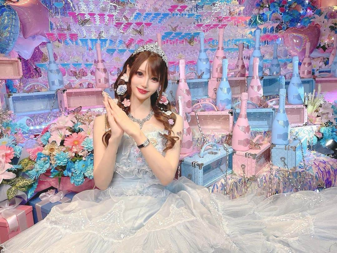 桜咲乃愛さんのインスタグラム写真 - (桜咲乃愛Instagram)「ヨコ写真達💕🥰✨  #バースデー#バースデーイベント#歌舞伎町#歌舞伎町キャバ嬢 #CLUBNOW#桜咲乃愛」11月13日 23時29分 - noasama1101