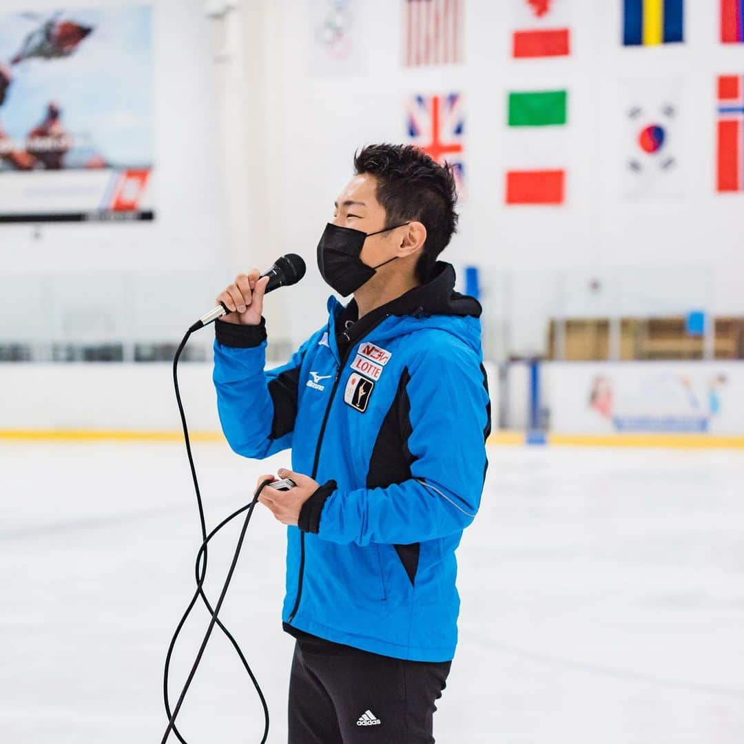 村上大介さんのインスタグラム写真 - (村上大介Instagram)「Skate with Daisuke 4年ぶりに金髪をカットしました!!! そして、多くの人にとって大変な2年でしたが、80人以上で初めてのイベントをプロデュースできて嬉しかったです！  #村上大介 #skatewithdaisuke #フィギアスケート」11月14日 16時21分 - diceskates