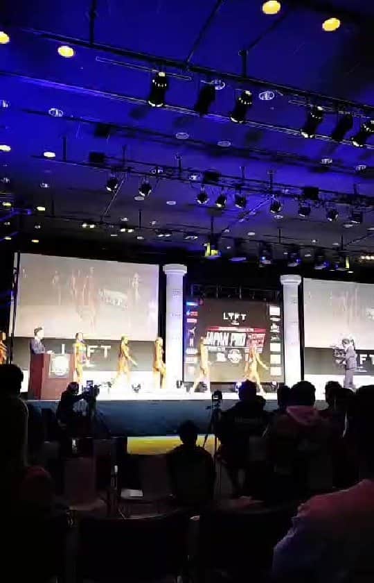 mizuのインスタグラム：「ビキニ👙」