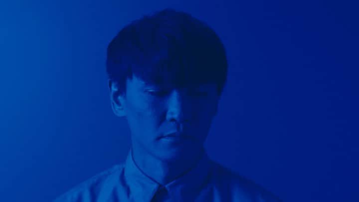 田中裕介のインスタグラム：「SAKANAQUARIUM アダプト ONLINE 2021.11.20(土)NF member限定公演 2021.11.21((日)一般公演 是非！  https://sakanaction.jp/feature/sakanaquarium_adapt_online  #サカナクション  #アダプトONLINE」