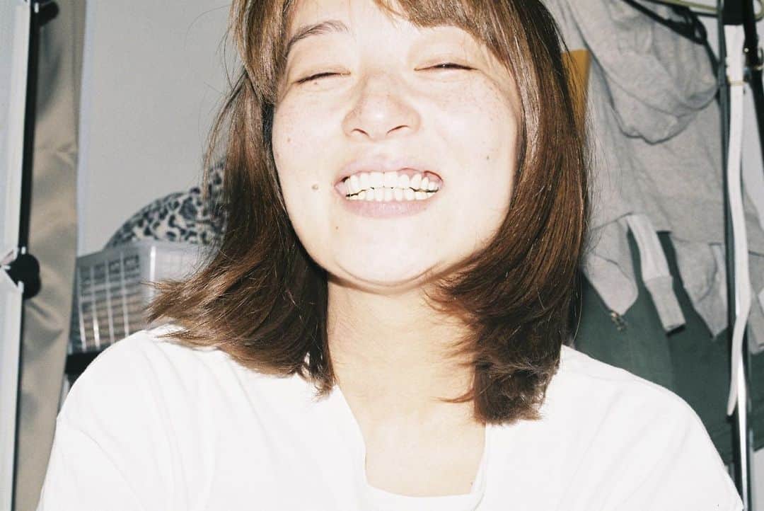 しじみのインスタグラム：「#film #ポートレート #camera #photography #portrait #モデル依頼受付中」