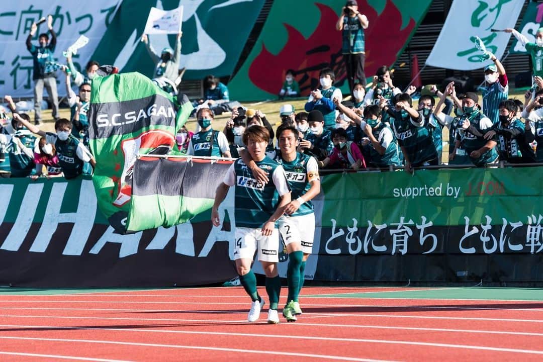夛田凌輔さんのインスタグラム写真 - (夛田凌輔Instagram)「vs ファジアーノ岡山 2-3 ●  今日も応援ありがとうございました。 こんな結果になってしまって申し訳ないです。 サガミスタはいつでも僕たちを信じて拍手を送ってくれる。 その拍手に応えるために、残り3試合、勝ちだけを目指して頑張ります。 何がなんでも残留。 去年のあの粘りからの昇格。 １年で降格する訳にはいかん。」11月14日 20時37分 - ryosuke.tada