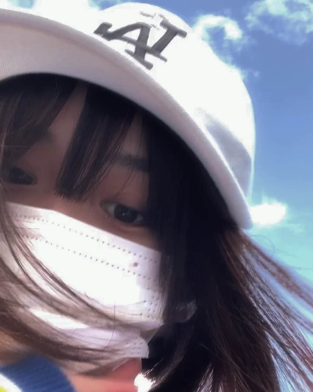 金子みゆさんのインスタグラム写真 - (金子みゆInstagram)「☁*°   メイクしてない時は帽子とマスク必須。」11月14日 22時52分 - kaneko_miyu0813