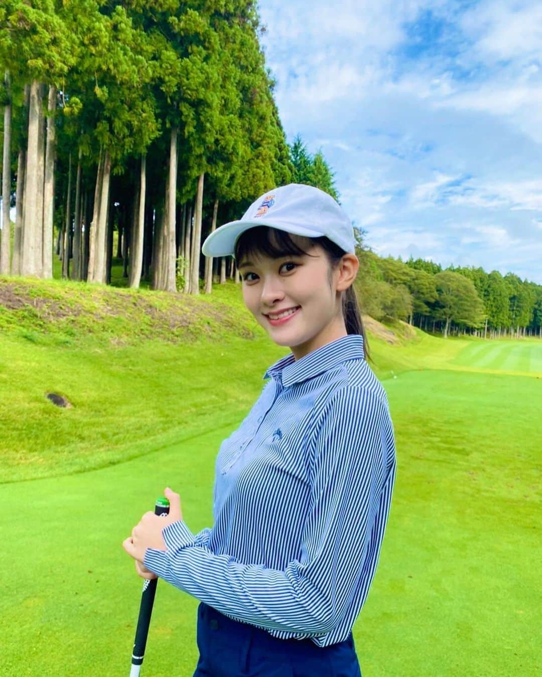 増田紗織さんのインスタグラム写真 - (増田紗織Instagram)「いつの日かのゴルフ⛳️✨  #ゴルフ女子 #ゴルフウェア #ゴルフ #ゴルフコーデ #ゴルフスイング #ゴルフ女子コーデ #ゴルフ場 #ゴルフ部 #ゴルフシューズ #ゴルフ練習 #ゴルフ好き #ゴルフ大好き #ゴルフラウンド #ゴルフウェアコーデ #ゴルフファッション #ゴルフ場の景色 #ゴルフスタグラム #ゴルフコーディネート #ゴルフ日和 #ゴルフ女子⛳️」11月14日 23時10分 - saorimasuda_official