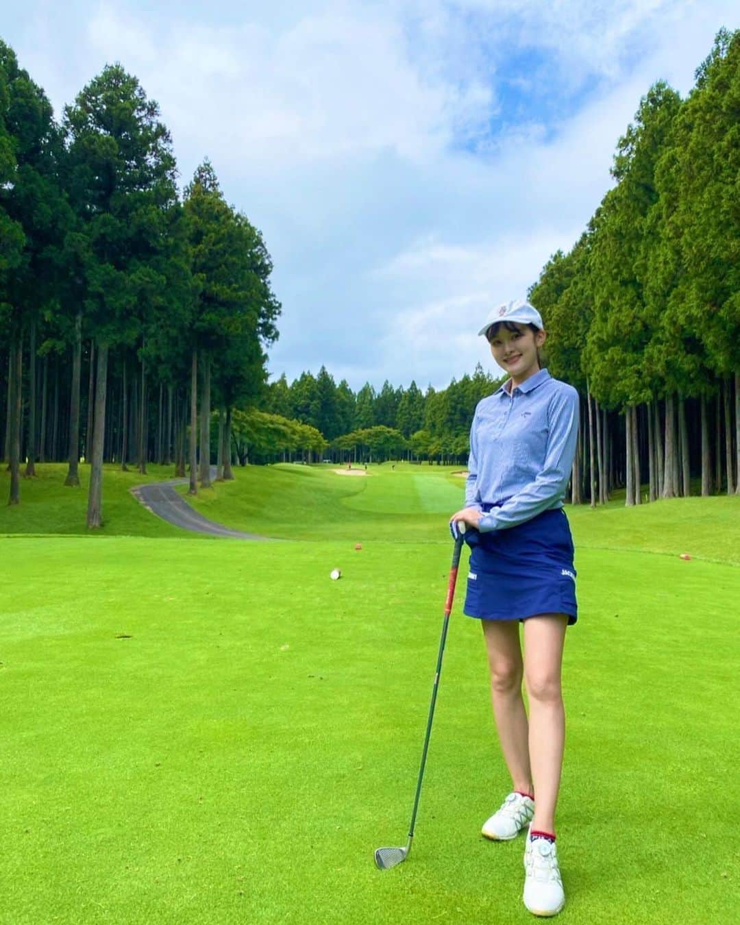 増田紗織さんのインスタグラム写真 - (増田紗織Instagram)「いつの日かのゴルフ⛳️✨  #ゴルフ女子 #ゴルフウェア #ゴルフ #ゴルフコーデ #ゴルフスイング #ゴルフ女子コーデ #ゴルフ場 #ゴルフ部 #ゴルフシューズ #ゴルフ練習 #ゴルフ好き #ゴルフ大好き #ゴルフラウンド #ゴルフウェアコーデ #ゴルフファッション #ゴルフ場の景色 #ゴルフスタグラム #ゴルフコーディネート #ゴルフ日和 #ゴルフ女子⛳️」11月14日 23時10分 - saorimasuda_official