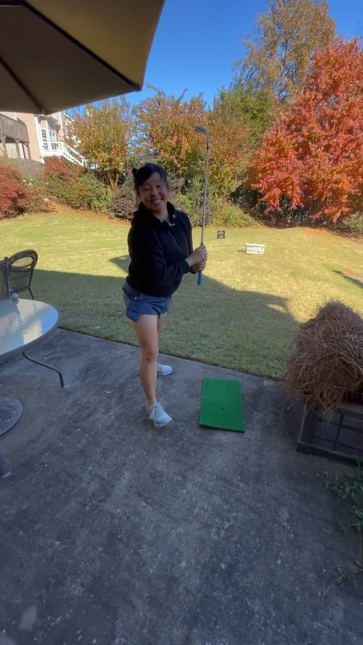 ティファニー・ヨハのインスタグラム：「What. A. Match. Thank you to all the sponsors that made this Aon Risk Reward bucket challenge a reality. This course was a true test for all the competitors, and the fans were absolutely electrifying. Obviously I’m a little disappointed with the result, but I’m very excited with the overall progress I’m seeing in my game. Congratulations @thejanepark on a truly well fought match. Looking forward to the next one!」