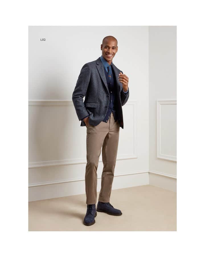 ハケットのインスタグラム：「Our new collection combines the most resilient fabrics with timeless elegance. Discover more at the link in our bio. #HowToHackett」