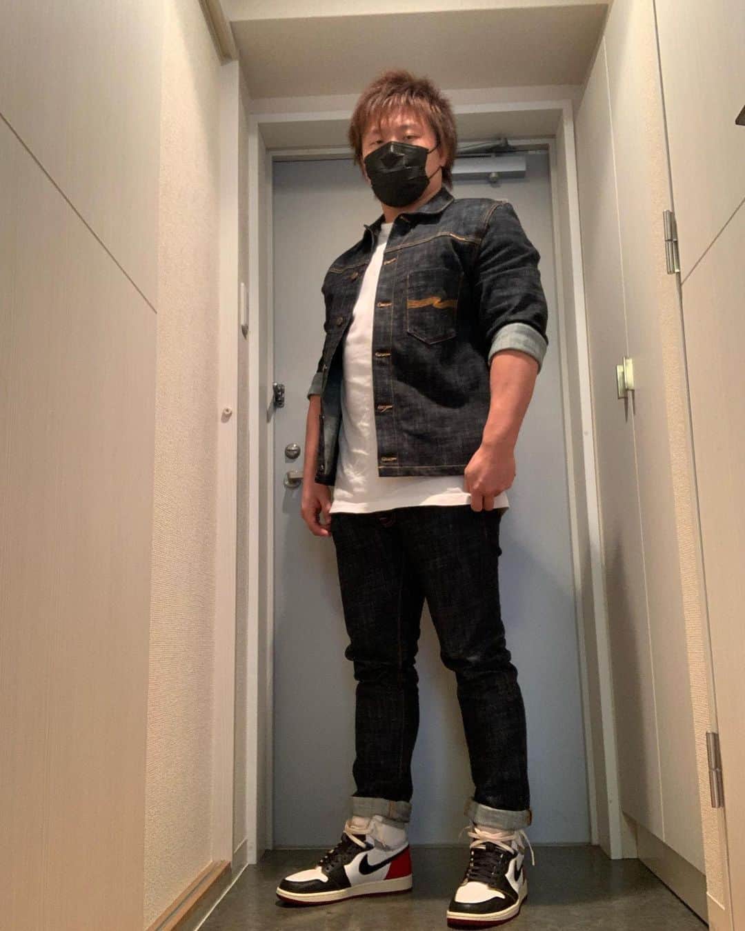 岩本煌史さんのインスタグラム写真 - (岩本煌史Instagram)「Outer: nudie jeans T-shirt:DUALISM Pants:nudie jeans Socks:SAPEur Kicks:UNION LOS ANGELES × NIKE AIR JORDAN 1 RETRO HIGH OG NRG  VARSITY RED WOLF GREY BLACK TOE  #ajpw #全日本プロレス #スニーカーヘッズ #三重県 #桑名市 #出身 #岩本煌史 #sapeur #dualism #nudiejeans  #nike #ナイキ #aj1 #ジョーダン1 #unionjordan1 #unionaj1 #ootd」11月15日 13時22分 - koji_iwamoto