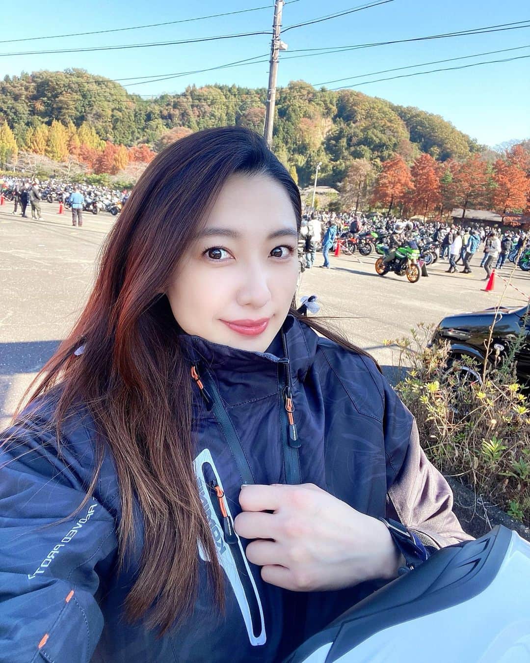 金田彩奈のインスタグラム：「初のバイクイベント参戦🏍💚」