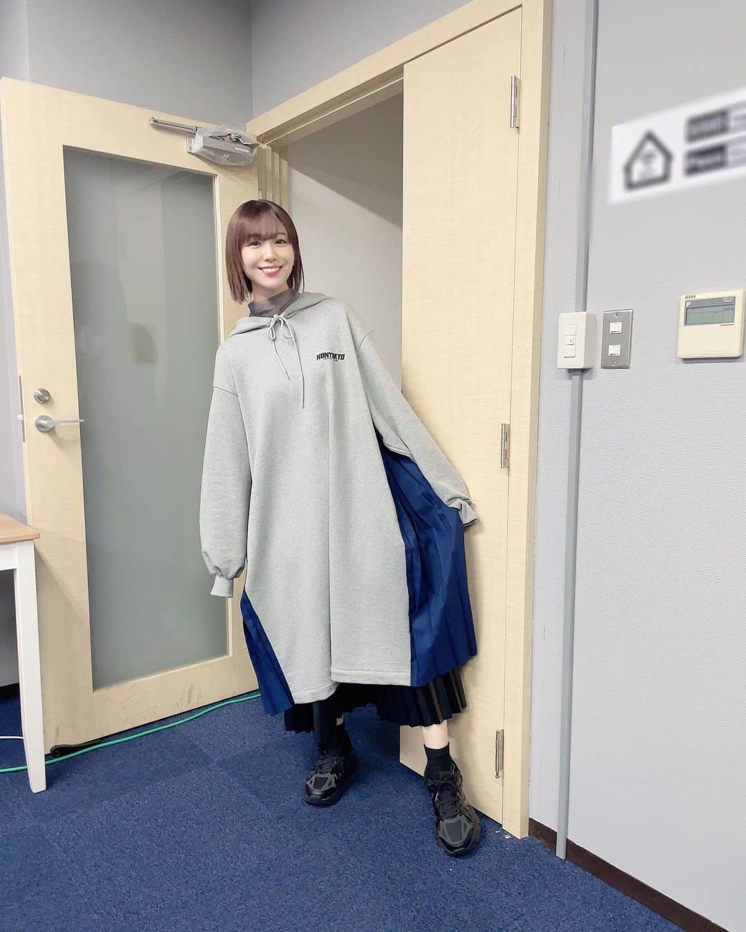 愛美のインスタグラム：「#ギアジェネリリース記念放送 ありがとうございました！ 色々とか、ヒラヒラとか、胸元のリボンとか、雉子っぽいなーと思って！ #ギアジェネ #コードギアス」