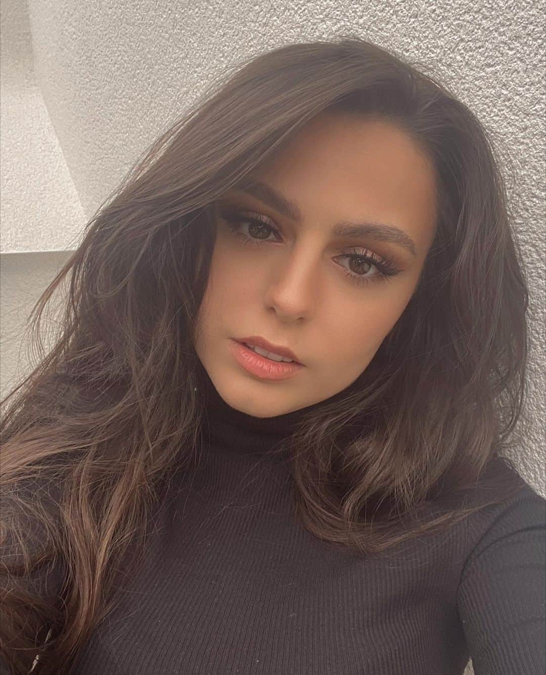 シェール・ロイドのインスタグラム：「Good morning 🥰」
