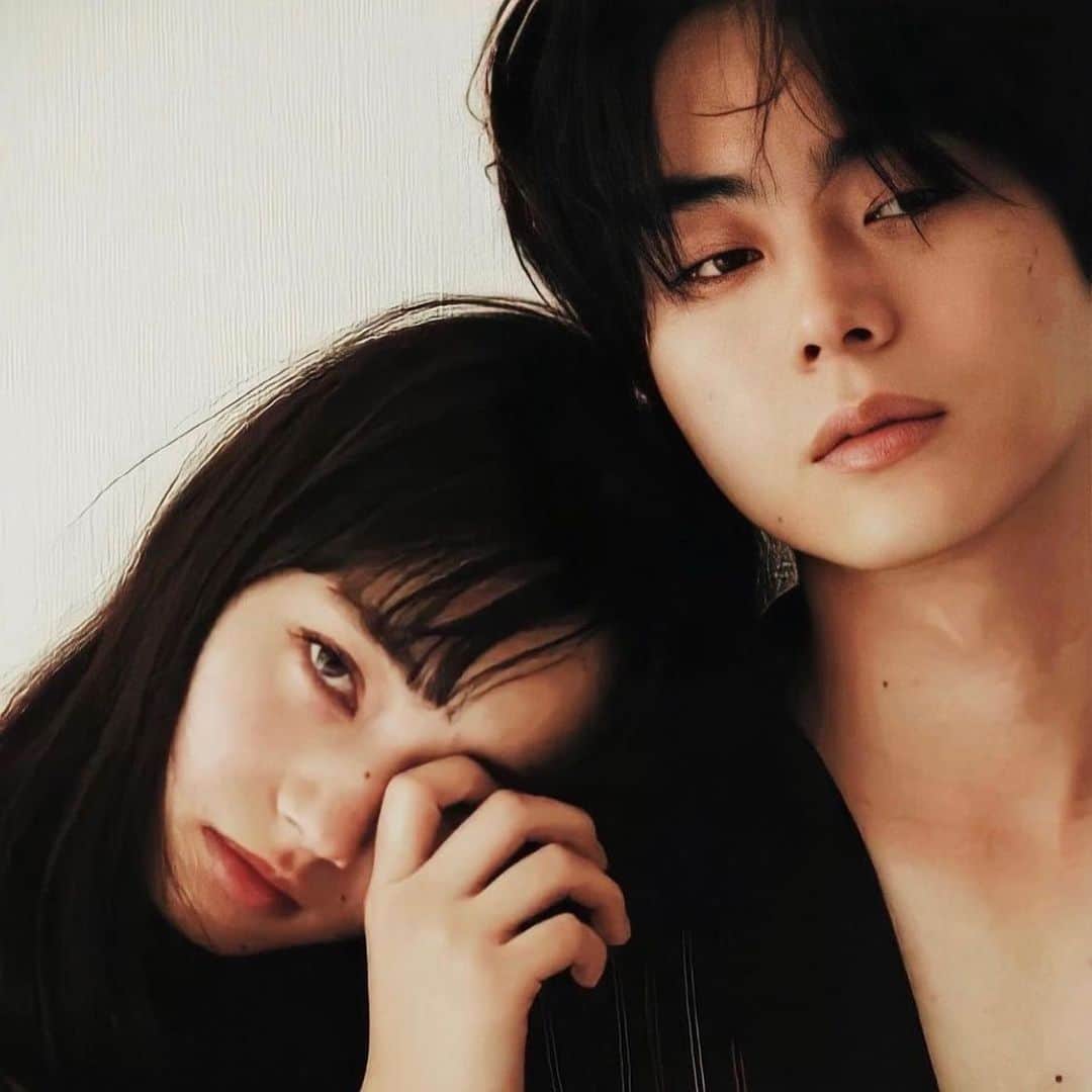 星來のインスタグラム：「美男美女夫婦。 菅田将暉＆小松菜奈 結婚。 #菅田将暉 #小松菜奈 #結婚 #速報 #衝撃 #俳優 #女優 #美男美女 #夫婦 #素敵 #いいね返し #インスタ映え #instagood #instalike #f4f #l4l #likeforlikes #likeforfollow #いいねした人全員フォローする #お洒落さんと繋がりたい #美男美女と繋がりたい」