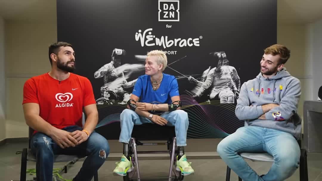 ベアトリーチェ・ヴィオのインスタグラム：「Ho provato a fare un'intervista seria a @daniele_garozzo92 e @edo_gio...ho fallito malamente 🤣😅⁣ 🖥️ Non perdetevi questa e le altre interviste esclusive di @dazn_it con i tantissimi sportivi ospiti di #WEmbraceSport.」