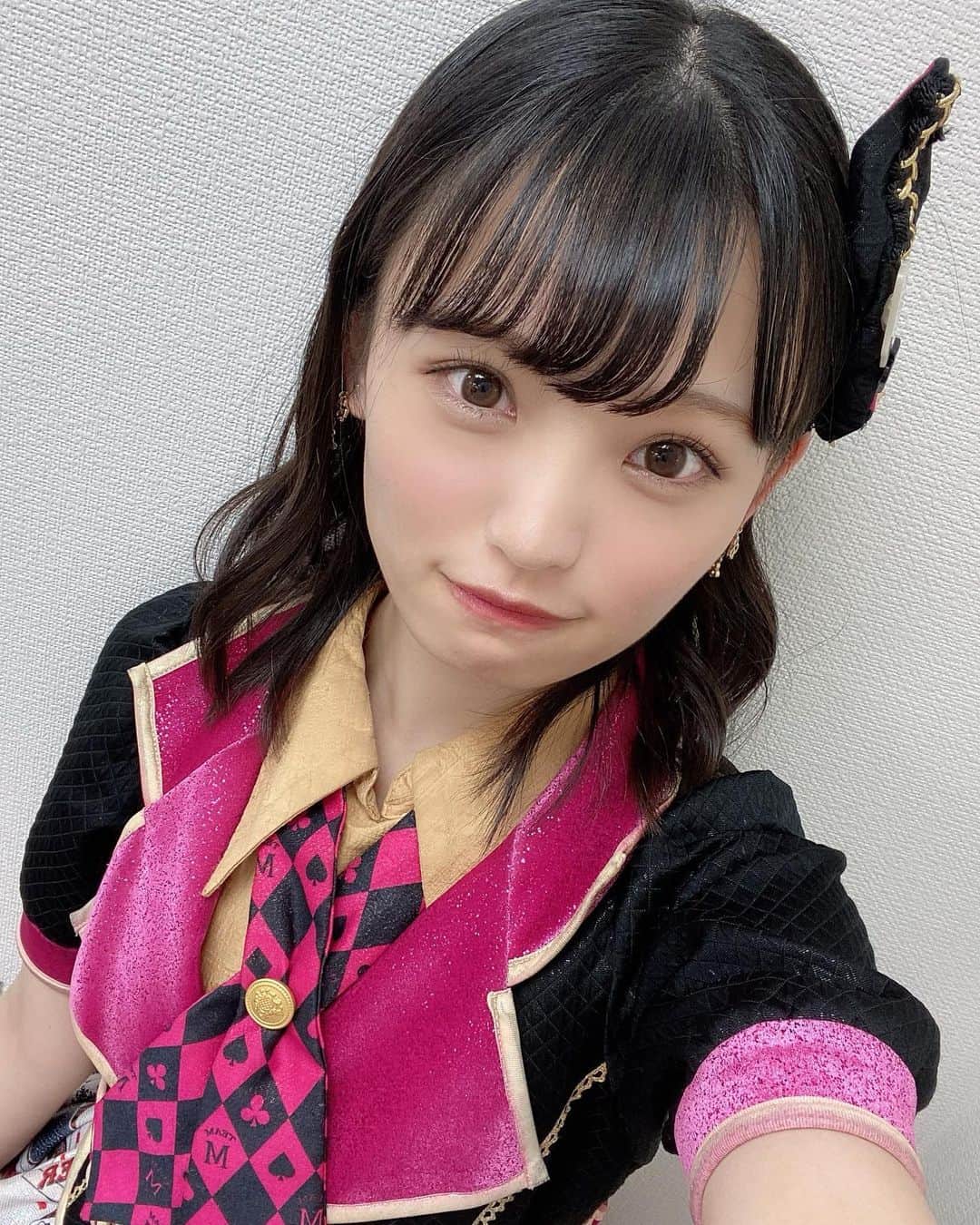 のインスタグラム：「美味しいもの食べに行きたいっ  どこ連れて行ってくれる？🤤  #オフショット」