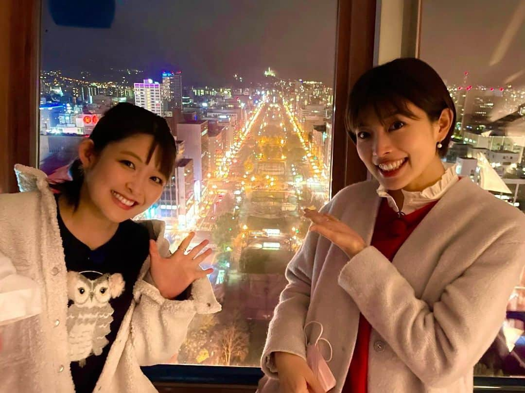 林マオさんのインスタグラム写真 - (林マオInstagram)「北海道〜Part3〜  綺麗な夜景を どうぞ〜✨🌟  北海道の夜景は また格別に綺麗！！  空気が澄んでるからか、 とっても輝いて見えました😍  #今週放送#ツキいちanna#木曜日#北海道#北海道旅行#てれびとう#夜景#夜景スポット#行きたい場所#おすすめ#おすすめスポット#やっぱり最高#魅力#たくさん#北海道#大通公園#札幌市#女子旅#諸国アナ #読売テレビ#アナウンサー」11月16日 20時50分 - maohayashi_ytv