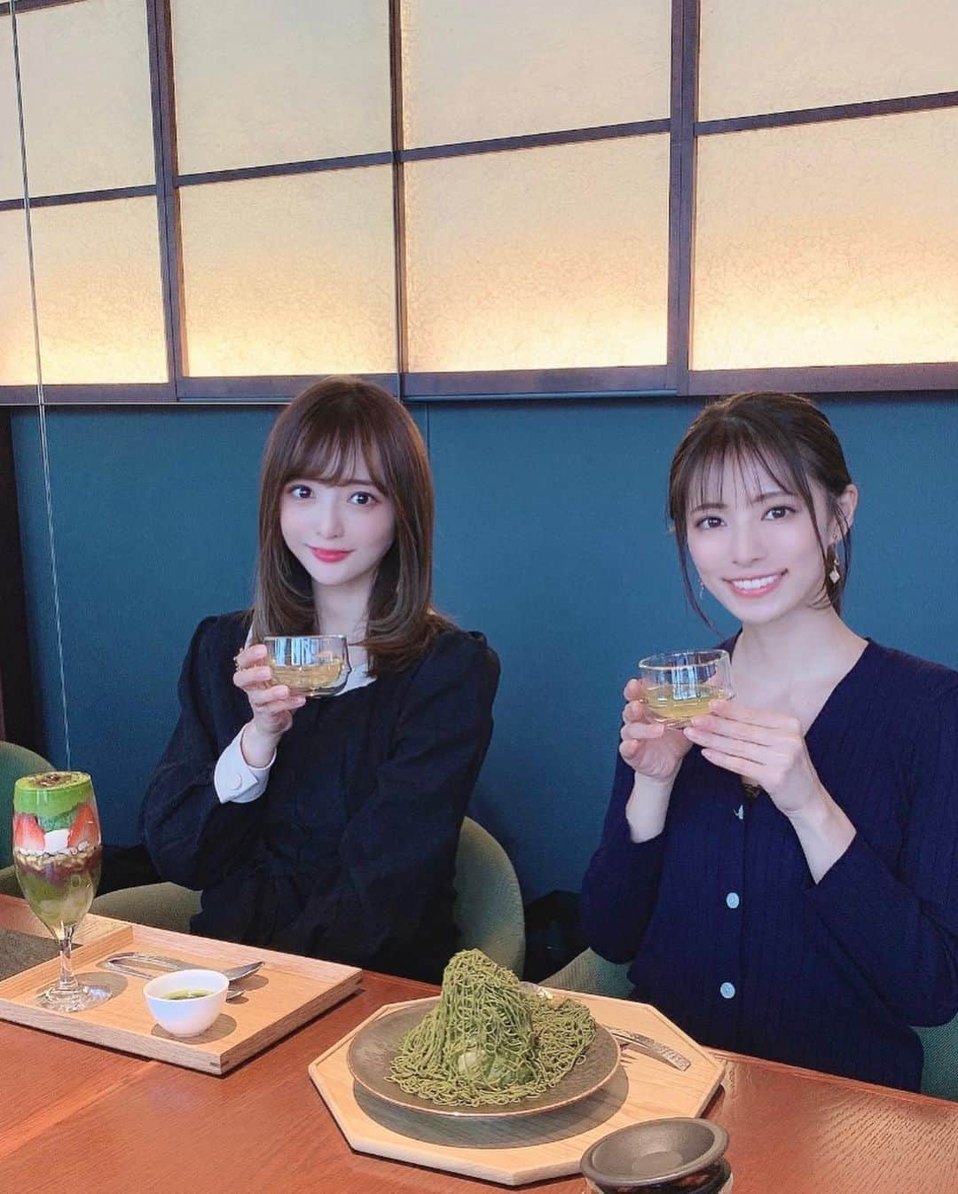 ゆうたむさんのインスタグラム写真 - (ゆうたむInstagram)「🍵🍵🍵 . . . 京都宇治🍵 藤井茗縁  @fujiimeien  に杏ちゃんと行ってきました💚☺️ . . . 大人気の抹茶パフェ、 抹茶モンブラン、 お茶の種類もとても豊富なお店ですが玄米茶をいただきました♪♪ . . 店内もテラスもいい雰囲気で、ゆっくり抹茶スイーツとお茶を楽しみたい方にはおすすめだよ☺️ . . . . 🍵京都宇治 藤井茗縁🍵 @fujiimeien  東京都渋谷区道玄坂1-2-3 渋谷フクラス 6F . https://www.dd-holdings.jp/shops/fujii_meien/shibuya#/ . . . お洋服 @_amulet_official  . #藤井茗縁  #抹茶スイーツ  #抹茶  #渋谷スイーツ  #渋谷カフェ  #東京カフェ  #cafe #카페 #초코 #케이크 #디저트 #쉬는날 #행복 #즐거웠 #ゆうたむのグルメメモ📝」11月16日 20時46分 - yuutamu_non