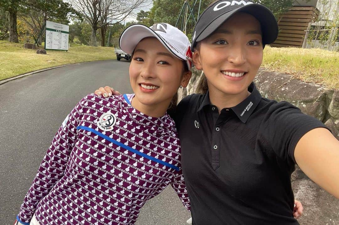 松田鈴英さんのインスタグラム写真 - (松田鈴英Instagram)「今シーズンの試合が全て終了しました。 新型コロナウイルスの影響で無観客でのツアー開催が多い中、いつも暖かいご声援を頂き有難うございました。 今シーズンは、シード権を失う事になりましたが、この結果を真摯に受け止めこれからのゴルフ人生に生かして参ります。 又、今月末から始まる来期の出場資格が得られるQTファイナルステージ頑張ります。  今後とも暖かいご声援宜しくお願いいたします。」11月16日 21時48分 - reimatsuda01