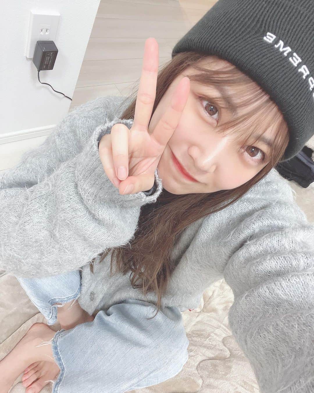 白間美瑠さんのインスタグラム写真 白間美瑠instagram 前髪のびてきたなぁ ニット帽 被っても目にはいらない長さにしたいけど それに合わせちゃうと 被ってない時 前髪ちょんちょんになるからな 11月17日 時43分 Shiro36run