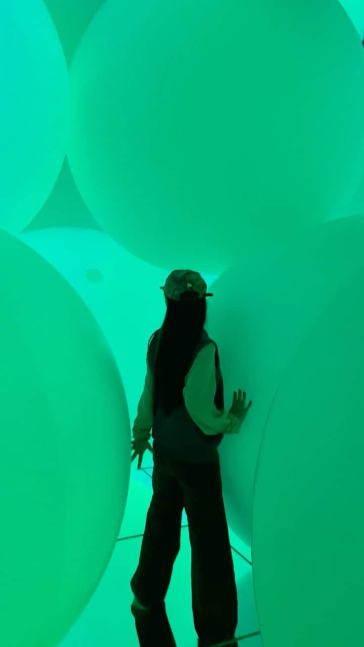 相羽瑠奈のインスタグラム：「🪅 @teamlab @teamlab.planets」