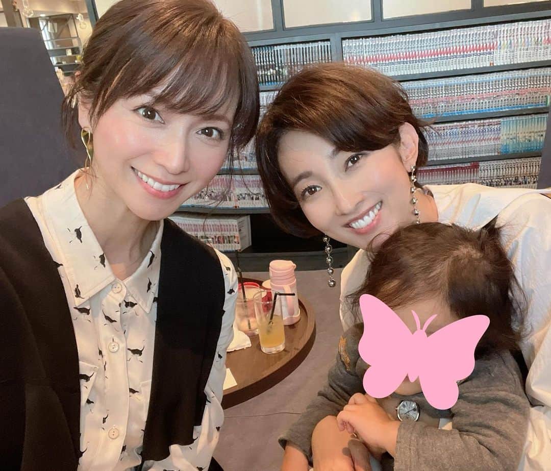 のインスタグラム：「. . 今日は、可愛い親子とランチしてきました☺️  同い年のモデル友達、のりちゃん @noriko_nnnnn と初めましての娘ちゃん😍 . インスタではお互いに近況を知れていたし、連絡もとっていましたが、会えたのはなんと5年ぶり‼️ . いつの間にやらそんなに年月が経っていたのね😳💦 . . ママになって一段と美しくキラキラしていたのりちゃん💓 色々と情報交換をして♬ 5年も会えてなかったなんて気のせいじゃないかと思うくらい、やっぱり気の合う友達は心地良いな〜と感じる時間でした☺️💕 . 娘ちゃんもとってもお利口で可愛かった❤️また会いたいな♪ . . . ランチをしたお店は、 またまたモデル友達の @_amy_teresa が働いている @hitotoki_takenoyama さん🍽 . 前回行ったときから、リニューアルしていて、さらにゆっくり落ち着ける雰囲気になっていました✨ . . 相変わらずランチも美味しかったです😆 牛タン大好き♬ . . エイミーは大忙しで、テキパキと働いている姿がカッコよかった🤩 それから、エイミーの長女ちゃんにも会えて嬉しかったな〜🥰(とてつもない美少女です♡) . . . . こうやって、ずーっと続いてるご縁て大切ですね😍 楽しかったーー♬ . . . . . #model#japanesemodel#cafe#lunch#nagoyacafe#nagoyamodel#friends#モデル#日本人モデル#名古屋モデル#東京モデル#大阪モデル#カフェ#ランチ#牛タン」