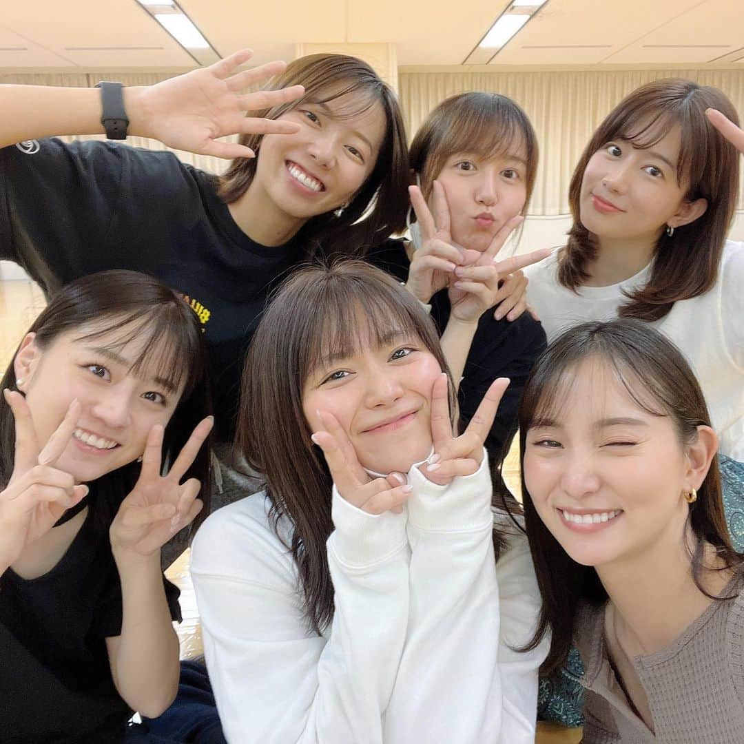 山内鈴蘭さんのインスタグラム写真 - (山内鈴蘭Instagram)「明日はAKB48劇場での最後の公演🌸 同期のメンバーと立てる最後のステージ。 少しずつ卒業に近づいていく、、。 ． いっぱい笑ってきます☺️☺️☺️ ． みんな私のために集まってくれて 本当にありがとう。 気持ちを伝えさせてね⭐︎ ． ． ． ． #AKB48 #akb9期 #9期生 #akb48劇場  #卒業 #アイドル #ske48」11月17日 23時25分 - xxsuzuranxx