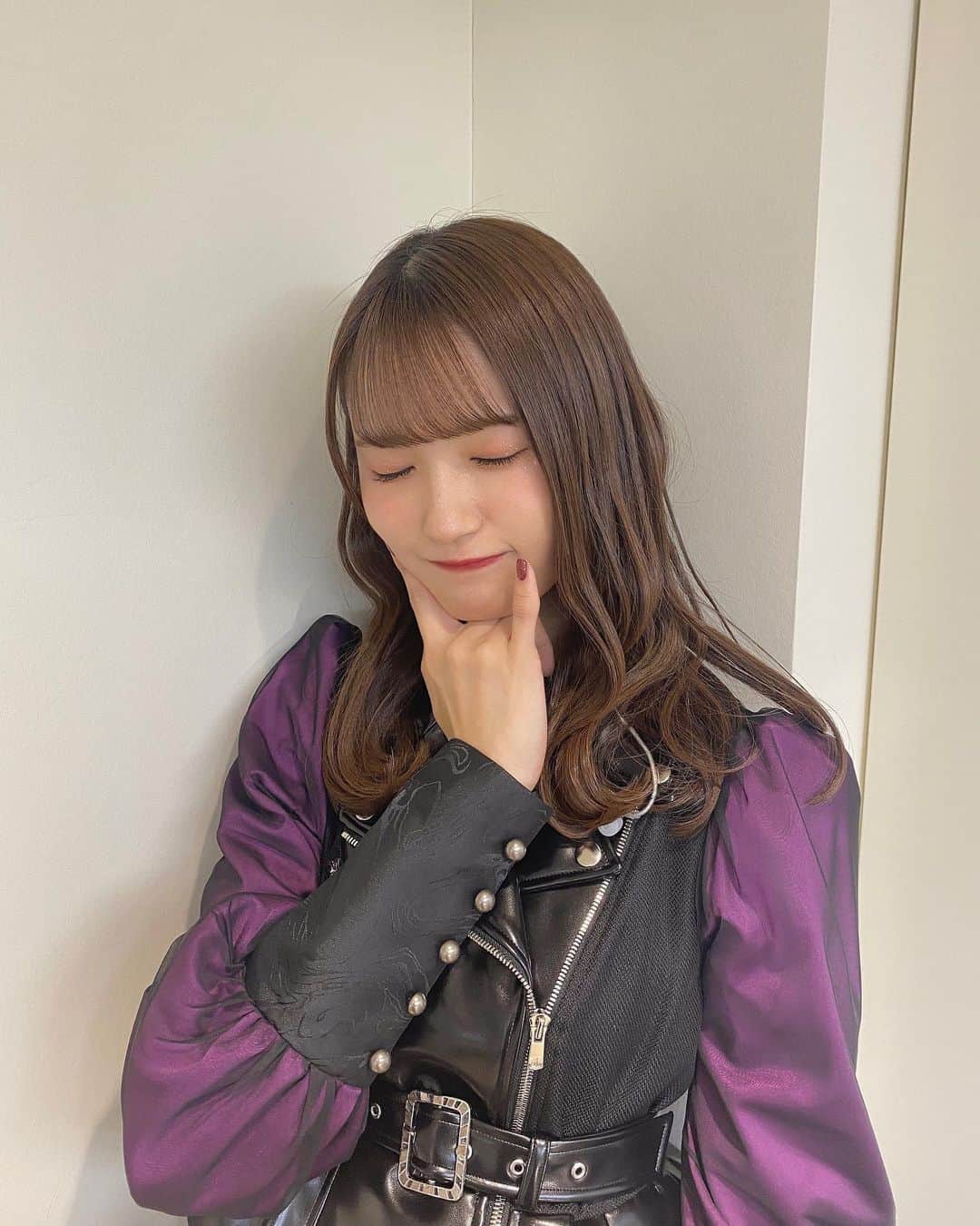 中野愛理のインスタグラム：「👠💞 　　　　　　　 　　　　　　　 AYAKARNIVAL2021 ありがとうございました💜 　　　　　 新曲と新衣装 初披露でした。 　　　　　　　　 #ayakarnival2021 #カミングフレーバー」