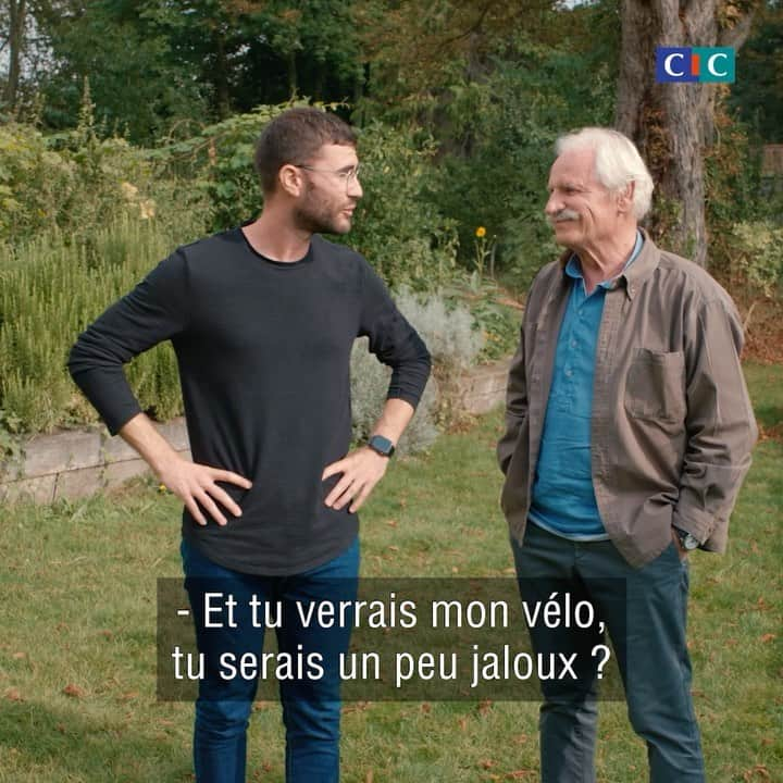 Cyprienのインスタグラム：「Voici le premier épisode des Constructifs par le @cic, j’ai fait des rencontres importantes, notamment @yannarthusbertrand 🚲」