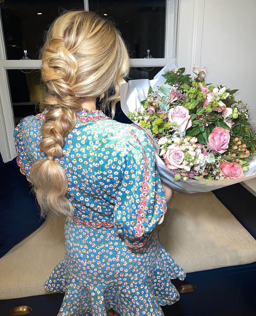 ピクシー・ロットのインスタグラム：「🧚‍♀️」