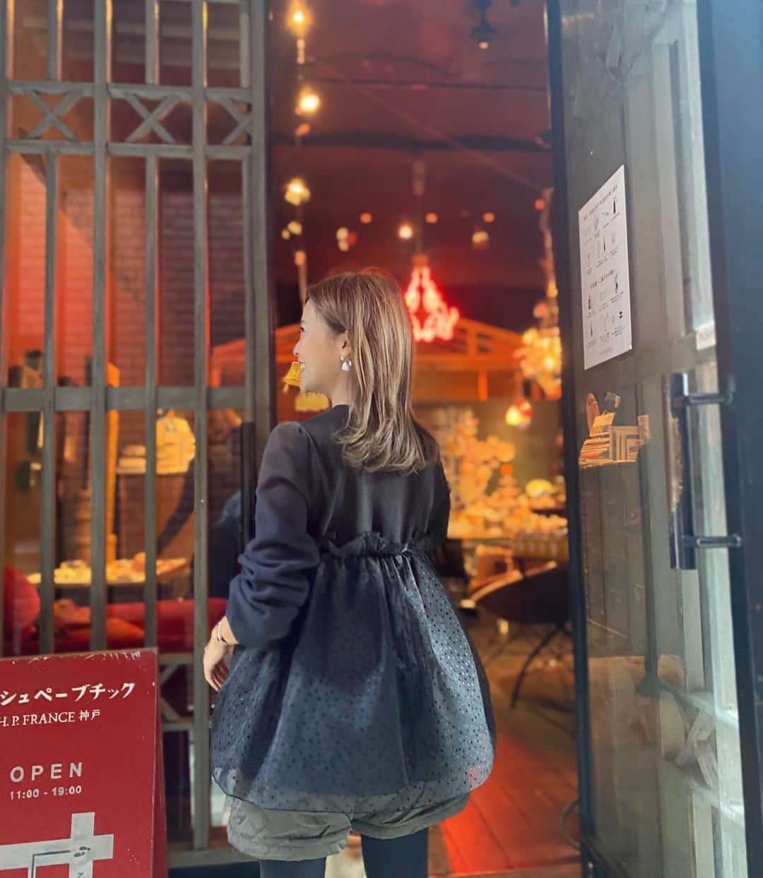 Risako Yamamotoさんのインスタグラム写真 - (Risako YamamotoInstagram)「👀🇫🇷  素敵なものがたくさんのお店で一目惚れ🤍 ナンタケットバスケットのレッスンバッグにぴったりのサイズ☺︎  コーヒー豆を入れていた袋から作られた1点もの。 刺繍もそれぞれ違って選ぶのも楽しかった♥︎ お気に入りのカラーを見つけました♡♡♡  #アッシュペーブチック #ootd #hpfrance #hpfranceboutique #kobe #神戸」11月18日 9時43分 - risako_yamamoto