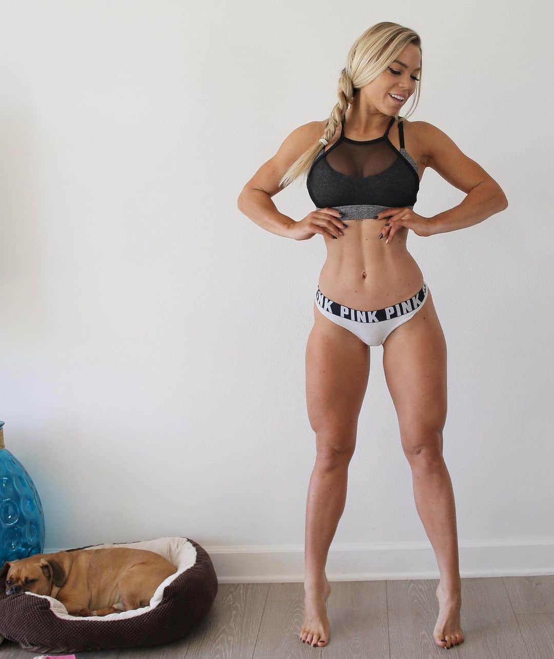 Lauren Drain Kaganさんのインスタグラム写真 - (Lauren Drain KaganInstagram)「My Last program of the year starts in 11 days with only a total of 250 spots available🙈」11月18日 10時42分 - laurendrainfit