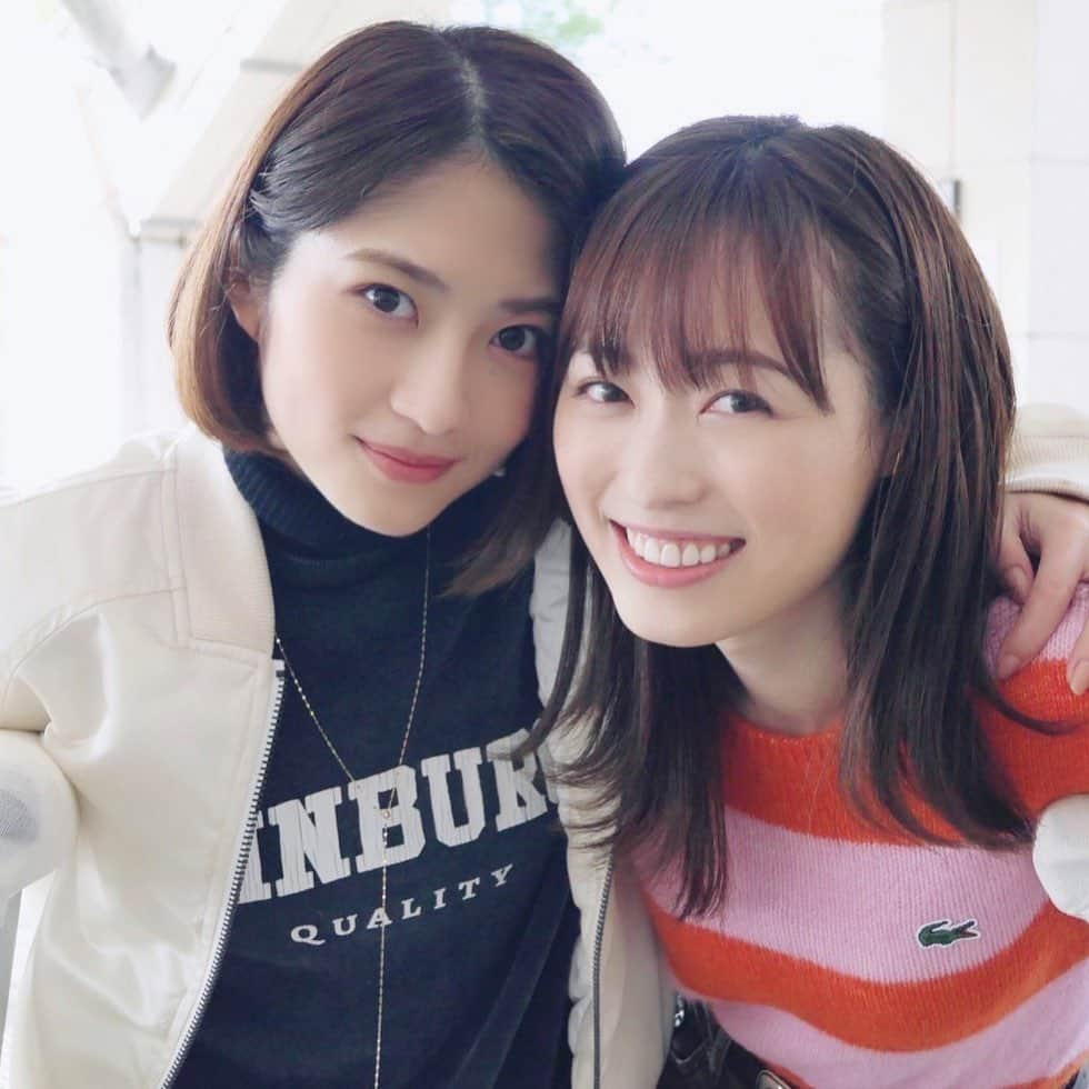 若月佑美さんのインスタグラム写真 - (若月佑美Instagram)「. ドラマ#アンラッキーガール ! 本日、第７話放送☺️ 香にとある悲劇が... それがまた悲劇を生み出す。笑 是非、笑って下さい。 . #激かわ妹 #もはや孫  #福原遥 ちゃん #若月佑美」11月18日 12時07分 - yumi_wakatsuki_official