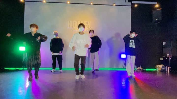 道木来明のインスタグラム：「・ Own it （Ed sheeran & Burna Boy） choreographer @tenpeko  ・ 初ダンス動画です！ けっこうミスっちゃってますが、楽しかったのであげます！ てんまさん、またお願いします！ ・ ・ ・ #ダンス #dance #choreo #choreography #homey #hiphop」