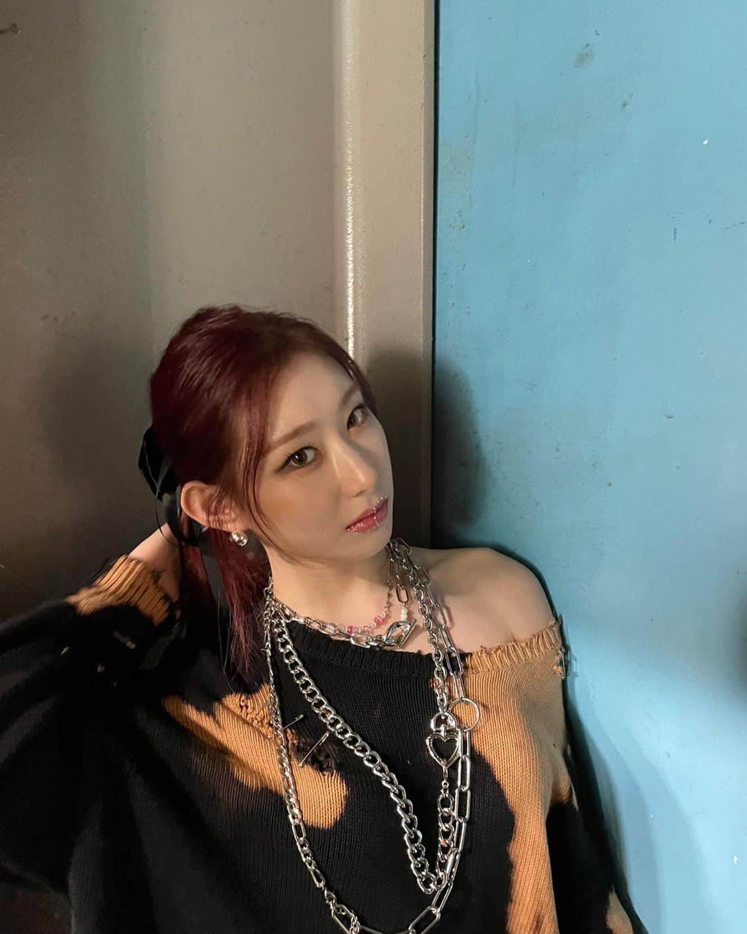 ITZYさんのインスタグラム写真 - (ITZYInstagram)「너무 늦었다 …..☺️」11月18日 16時42分 - itzy.all.in.us