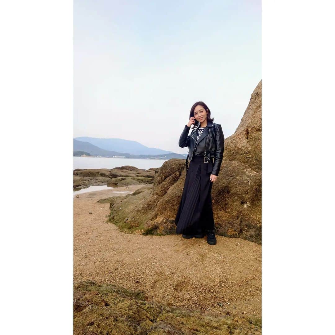 Yukiさんのインスタグラム写真 - (YukiInstagram)「I had a great time with my family😆  家族と小豆島旅行の思い出♥ ほんと素敵な時間を過ごせました🙏🏻  #小豆島 #family #siblings  #vacation  #魔女の宅急便  #witch #wizard」11月18日 18時38分 - d_drive_gt_yuki