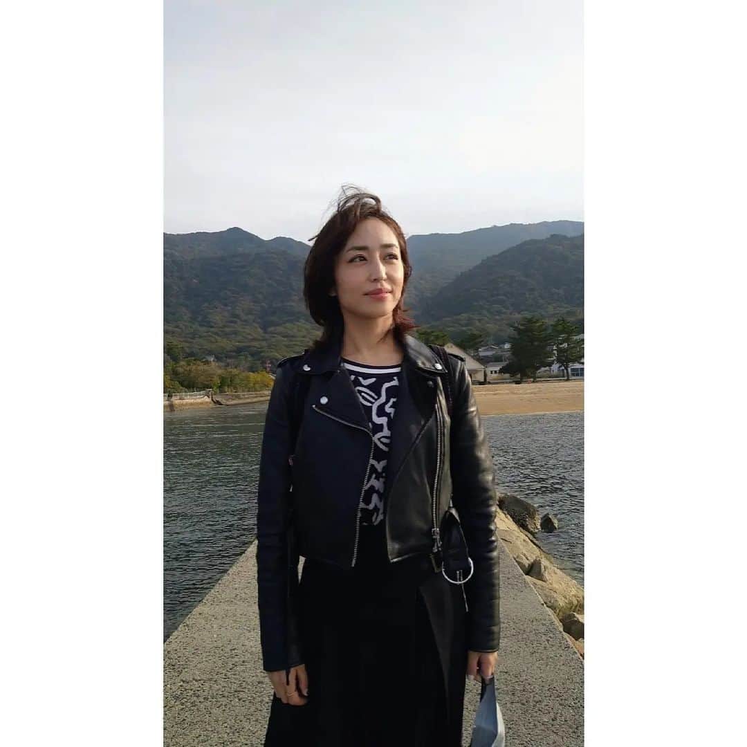 Yukiさんのインスタグラム写真 - (YukiInstagram)「I had a great time with my family😆  家族と小豆島旅行の思い出♥ ほんと素敵な時間を過ごせました🙏🏻  #小豆島 #family #siblings  #vacation  #魔女の宅急便  #witch #wizard」11月18日 18時38分 - d_drive_gt_yuki