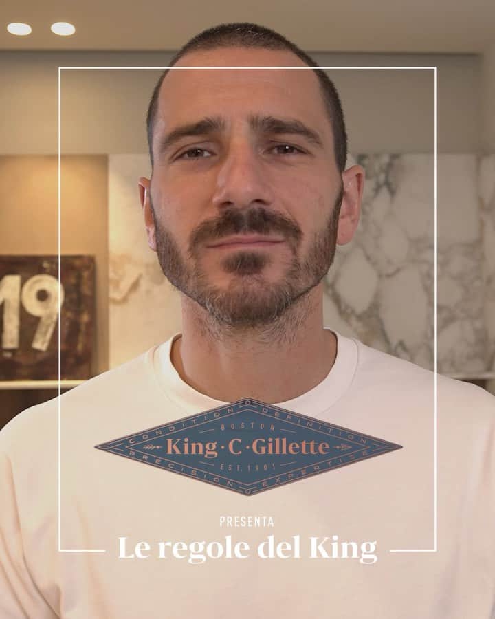 レオナルド・ボヌッチのインスタグラム：「La regola per essere un King come me? Non avere mai un pelo fuori posto e curare la mia barba ogni giorno. 👑 #leregoledelking #stylelikeaking #ad #kingcgillette」