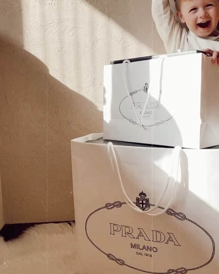 リアノン・ランゲラック（ミッチェル・ランゲラックの妻）のインスタグラム：「Thank you so much everyone for taking the time to send beautiful birthday wishes today! I really appreciate it 🥰 feeling very loved ❤️❤️❤️❤️」
