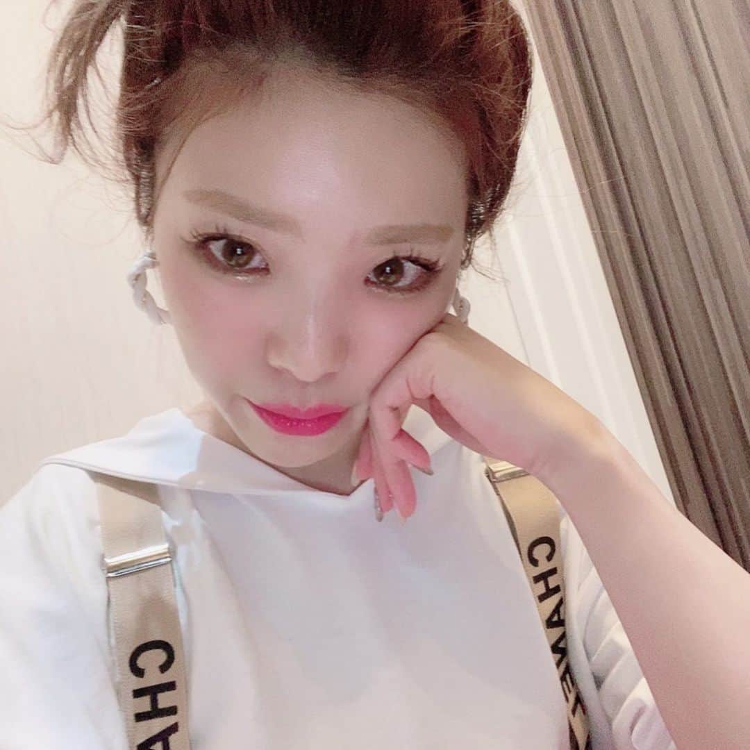 세이스타그램のインスタグラム：「amuseのクッションファンデ顔がちゅるんと卵肌になるから大優勝🥚メガ割でストックしようか悩む🛒𓈒𓏸」