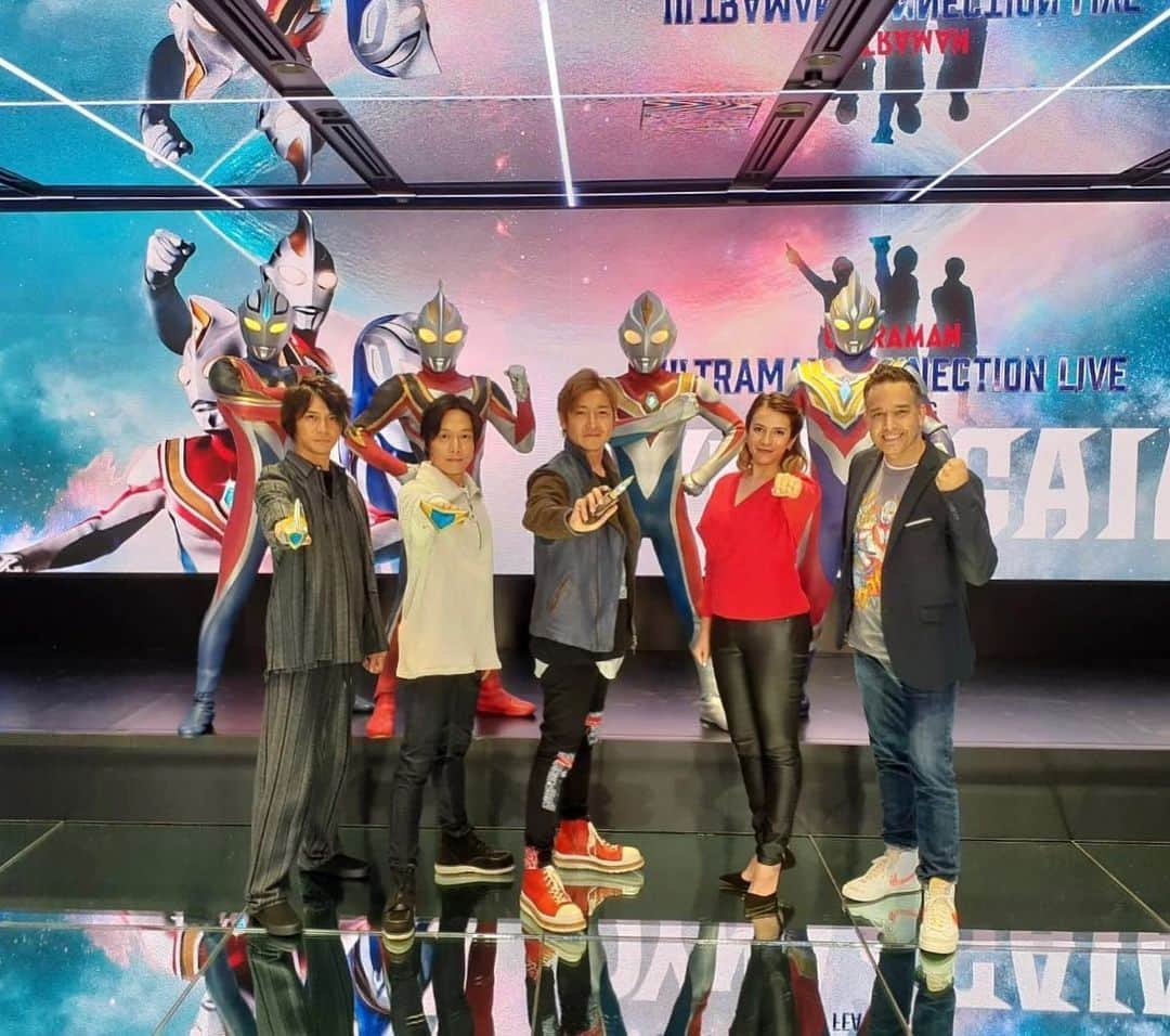 つるの剛士さんのインスタグラム写真 - (つるの剛士Instagram)「Thank you for joining #UltramanConnection Live Featuring Dyna & Gaia!  Thank you to all Ultraman fans around the world for today!  Thank you for all the messages!   We look forward to your continued support of Ultraman and Ultraman Dyna! 👍✨✨  Shin Asuka」11月19日 12時04分 - takeshi__tsuruno