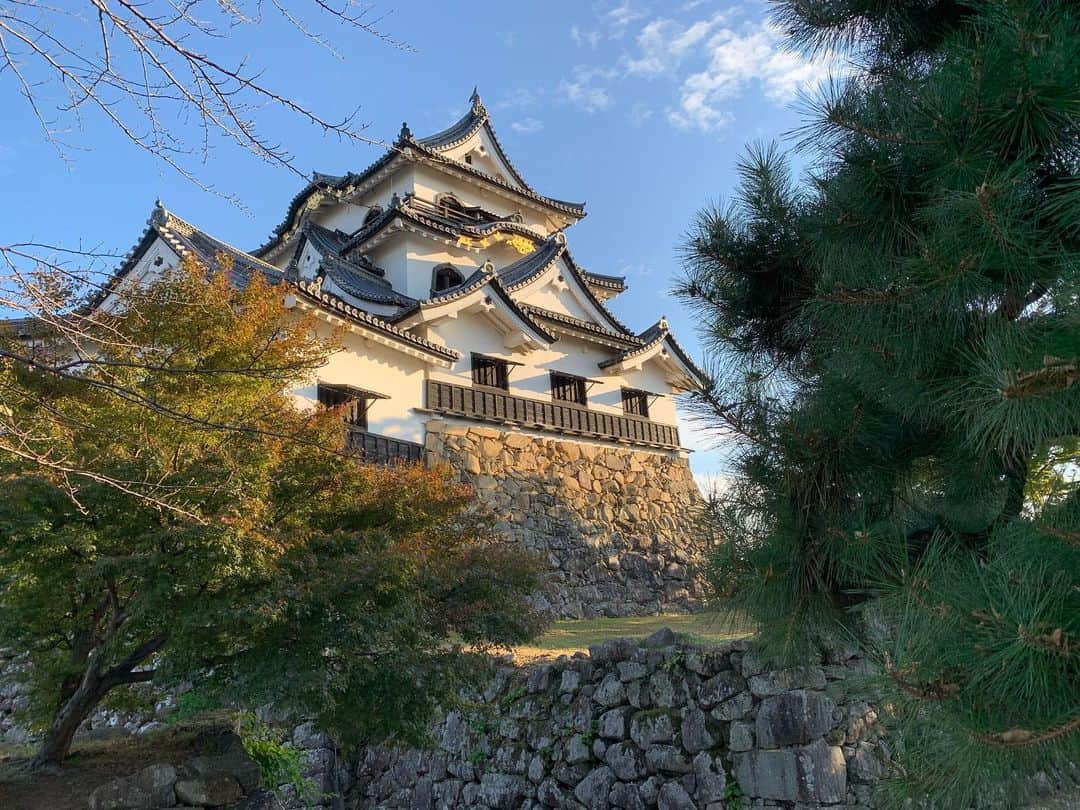 忍成修吾のインスタグラム：「先日お仕事で彦根にお邪魔して来ました。空き時間に彦根城や近江ちゃんぽんも楽しめました。」
