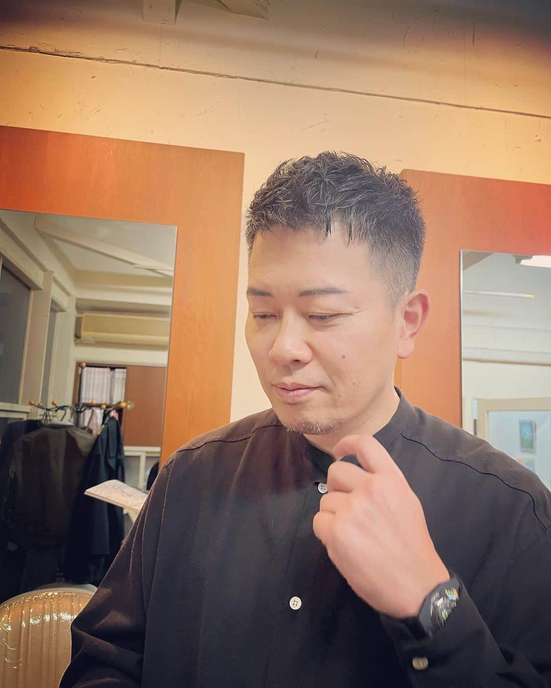 杉本知香さんのインスタグラム写真 - (杉本知香Instagram)「フォレスト名物。珍しい2ショット😆 宮迫さん&パタパタママ木下くん  昨日のくせすごの番組後半に、木下くん出たそうなのでチェックしてね（笑）  #中目黒美容室#珍しい2ショット #宮迫博之#宮迫です#YouTube #パタパタママ木下#パタパタママ#きのやん#きの兄 #千鳥のクセがスゴいネタgp」11月19日 20時06分 - sugimotoc