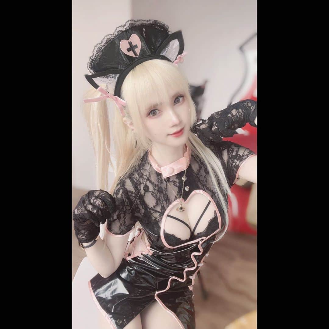 赤木クロのインスタグラム：「猫ナース🐈‍⬛ #anime #animegirl #animejapan #animeworld #japan #japanesegirl #日本 #サブカル #漫画 #comic #cos #cosplay #cosplayer #cosplaygirl #cosplayers #コスプレ #コスプレイヤー  #gravure  #lingerie  #일본여자 #코스프레 #그라비아 #角色扮演」